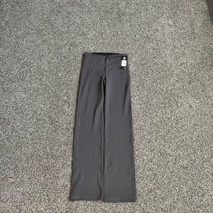 Women’s under armour yoga pant